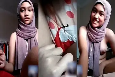 Aisyah Hijab Coklat Aksi VCS Hot Tanpa Sensor